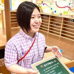 先輩社員画像